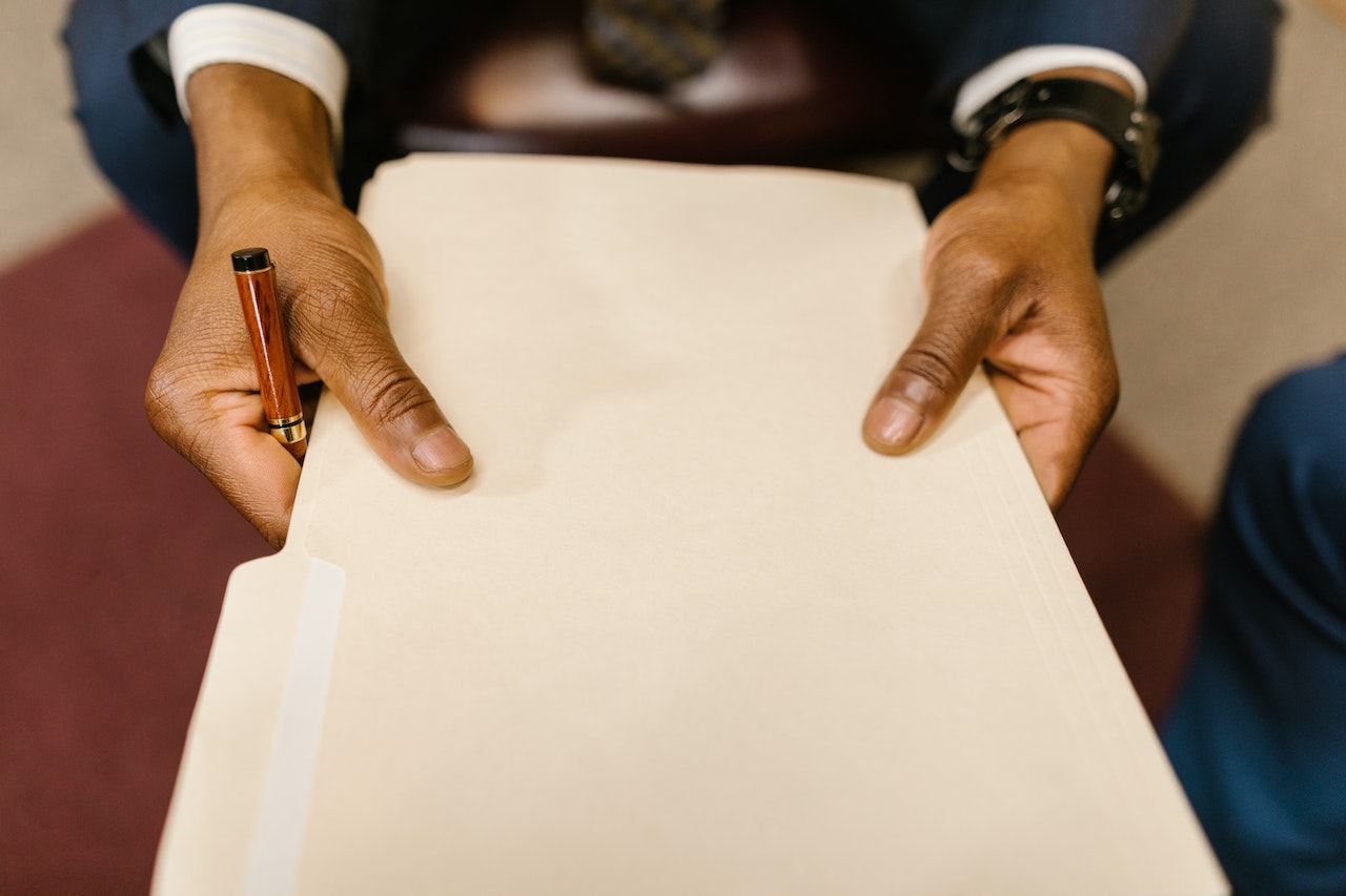 How To Serve Someone Court Papers Out Of State
