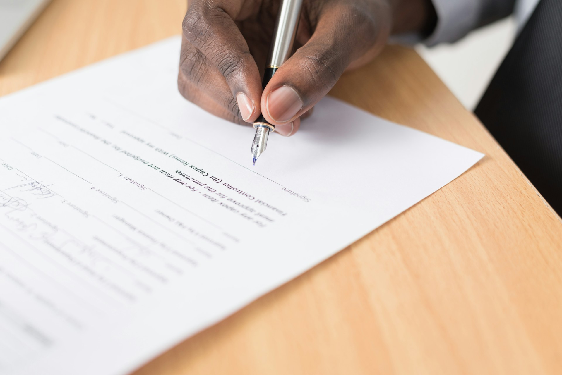 a process server preparing a proof of service